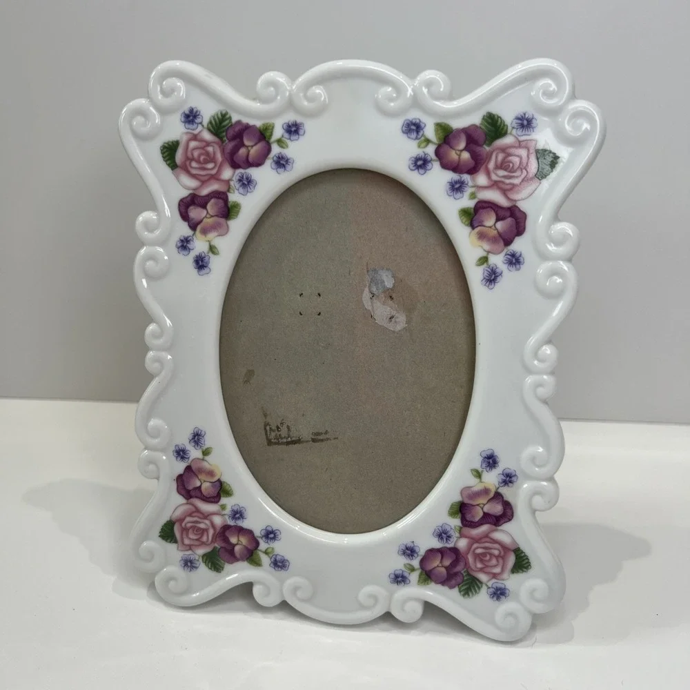 Vintage 1993 San Francisco Music Box Floral Picture Frame Music Box Works